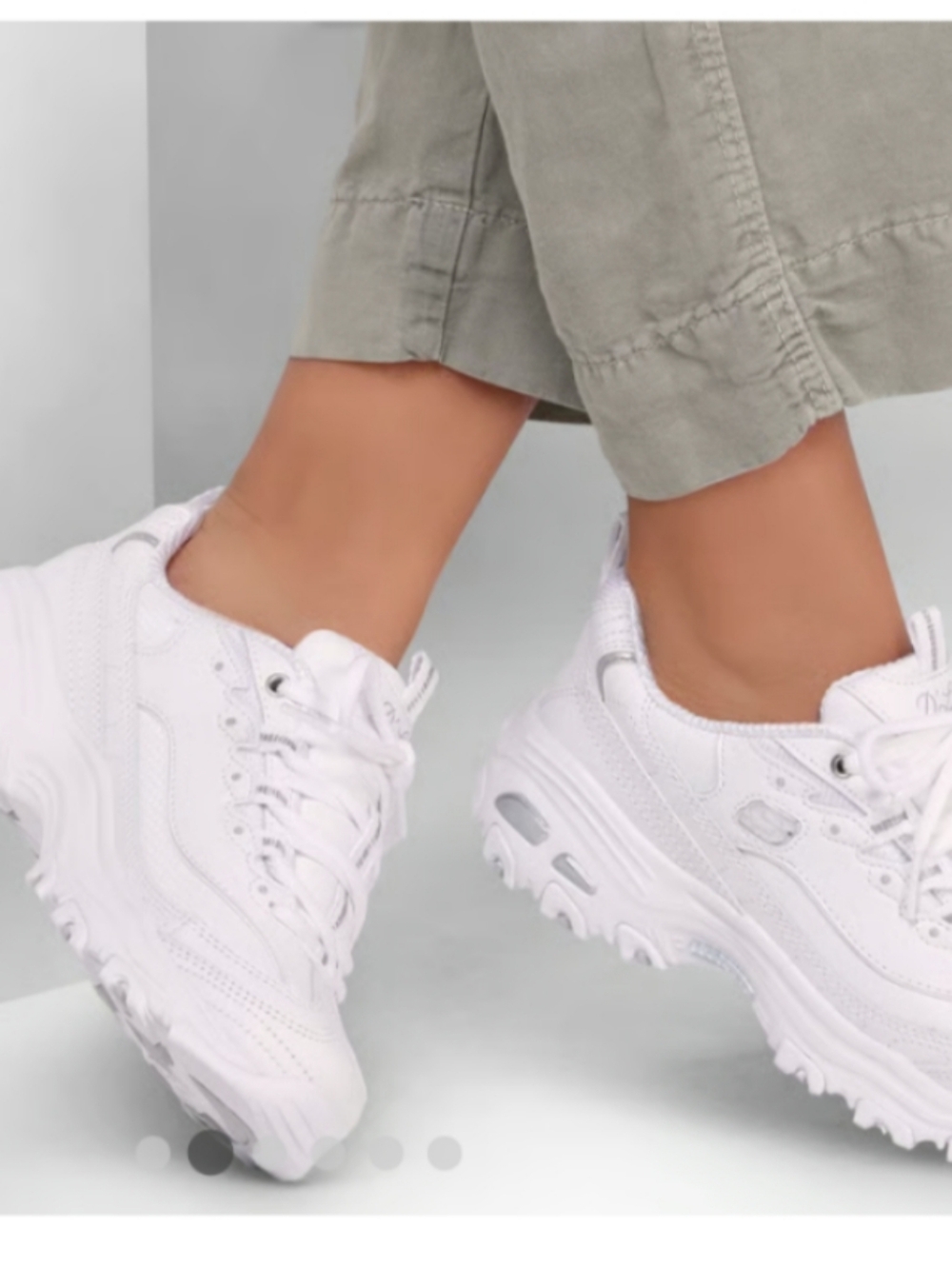 Skechers D'Lites Women's White Leather Lace-Up Walking Sneaker Size 9.5 Shoes